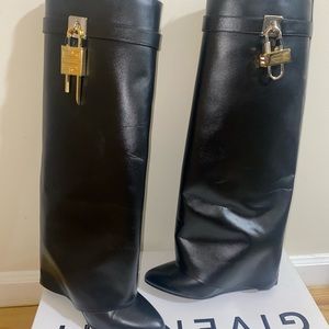 Givenchy Sharklock boot